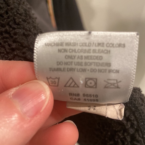 Used Black Under Armour Semi-Fitted Sherpa Zip-Down Coat Jacket Size S Small - Picture 13 of 13